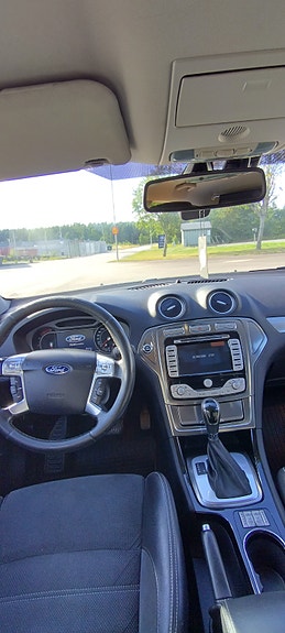 Ford Mondeo 4 of 9