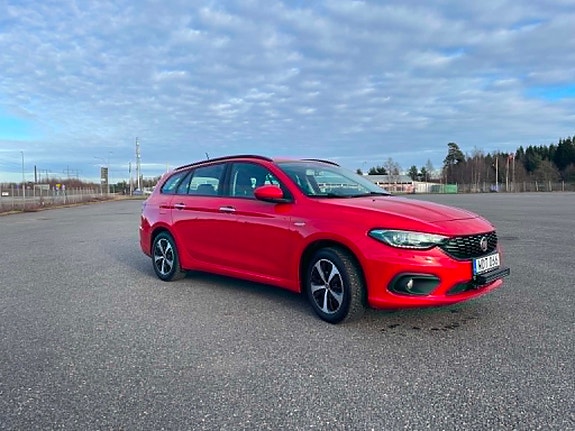 Fiat Tipo 2 of 5