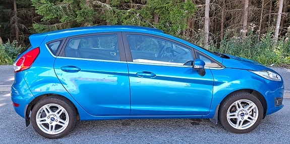 Ford Fiesta 5 of 13