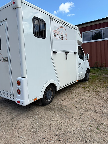 Renault Master 2 of 7
