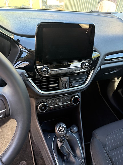 Ford Fiesta 9 of 10