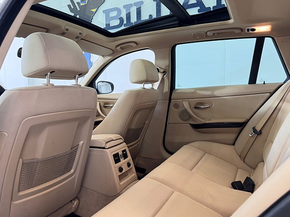 BMW 320d 14 of 23
