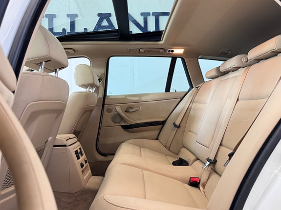 BMW 320d 16 of 23