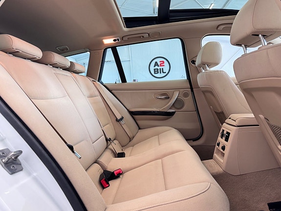 BMW 320d 17 of 23