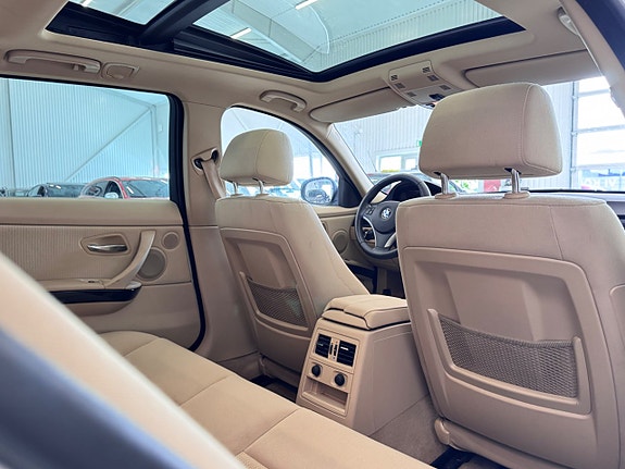 BMW 320d 15 of 23