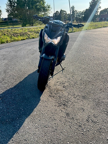 Kawasaki Z800 2 of 7