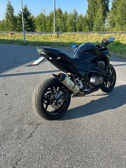 Kawasaki Z800 4 of 7
