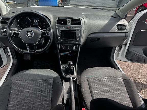 Volkswagen Polo 6 of 6
