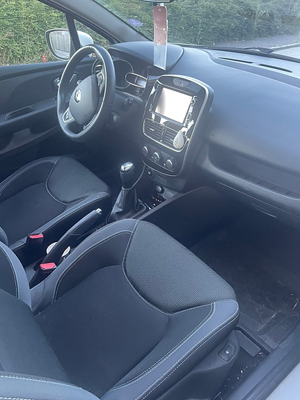 Renault Clio 5 of 6