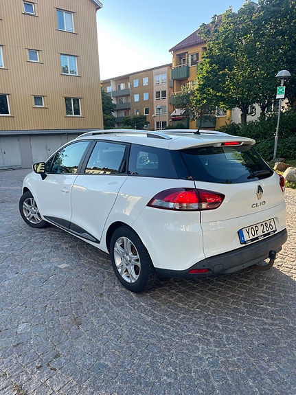 Renault Clio 3 of 6