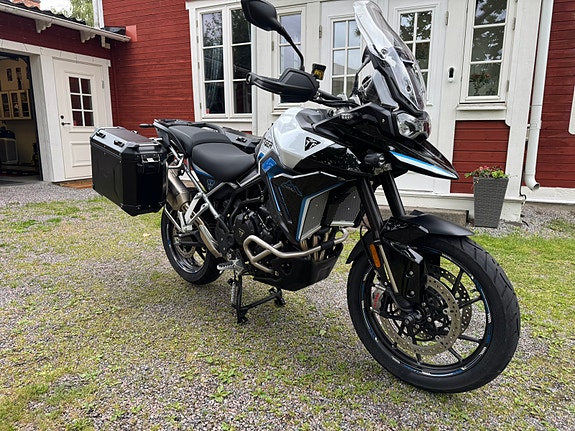 Triumph TIGER 900 ALPINE EDITION GT 9 of 16
