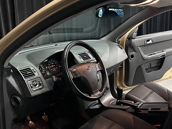 Volvo V50 6 of 13