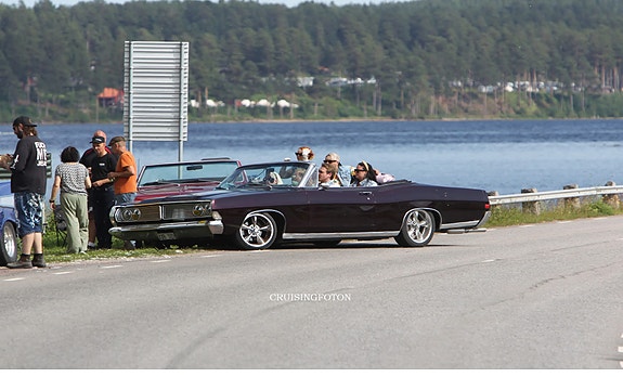 Ford Galaxie 7 of 17