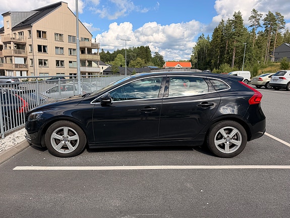 Volvo V40 5 of 12