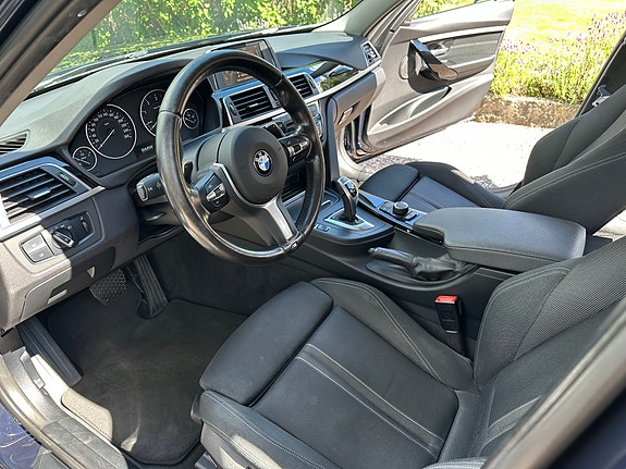 BMW 330d 6 of 18