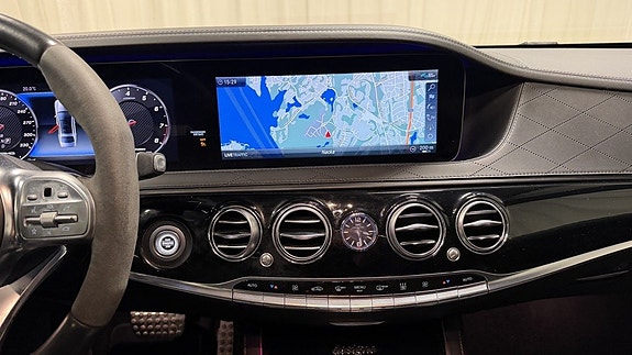 Mercedes-Benz AMG GT Roadster 28 of 30