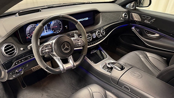Mercedes-Benz AMG GT Roadster 13 of 30