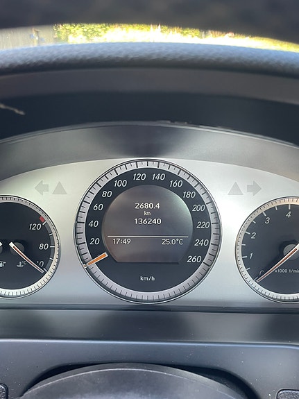 Mercedes-Benz C200 7 of 7