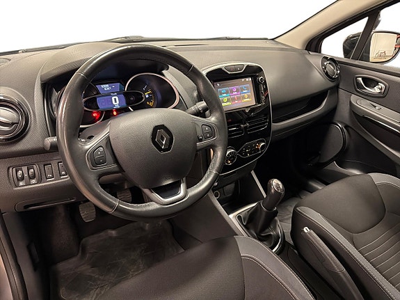Renault Clio 8 of 29