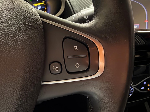 Renault Clio 18 of 29
