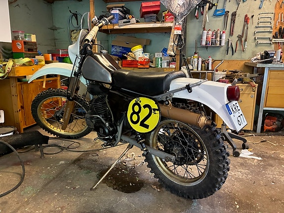 Husqvarna Wr240 2 of 2