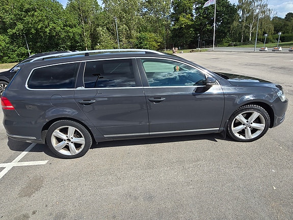 Volkswagen Passat 6 of 9
