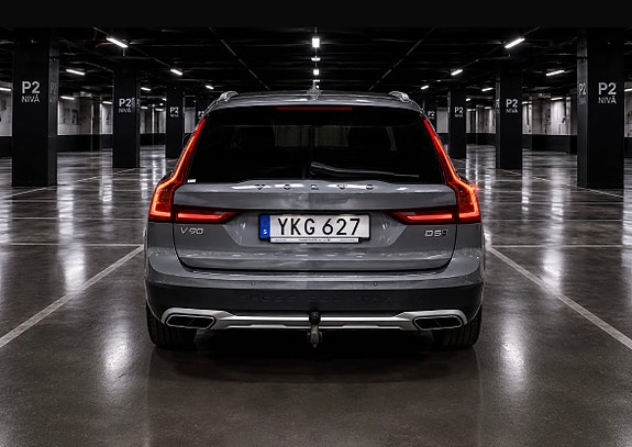 Volvo V90 Cross Country 4 of 8