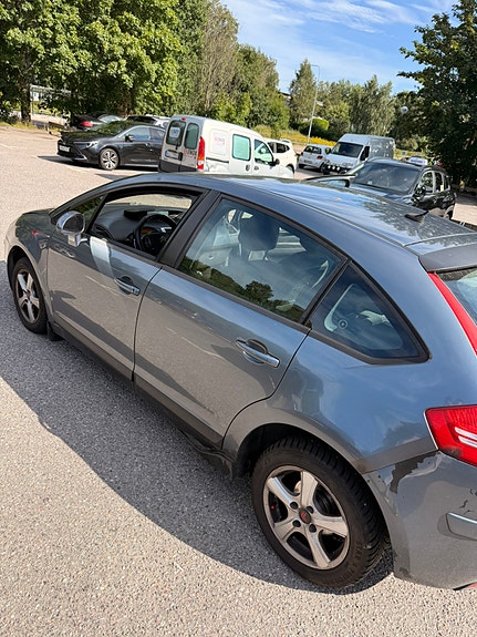Citroen C4 4 of 6
