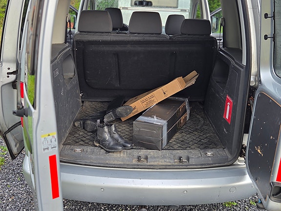 Volkswagen Caddy 9 of 9