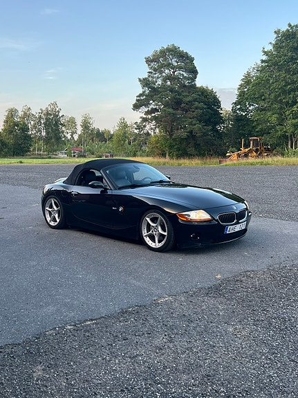 BMW Z4 2 of 23