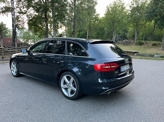 Audi A4 5 of 11