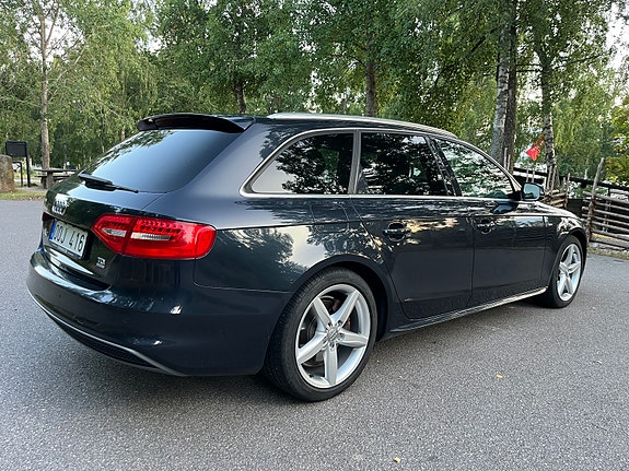 Audi A4 4 of 11