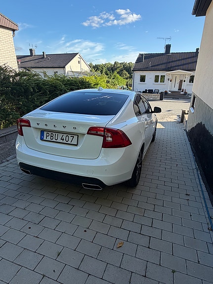 Volvo S60 4 of 8