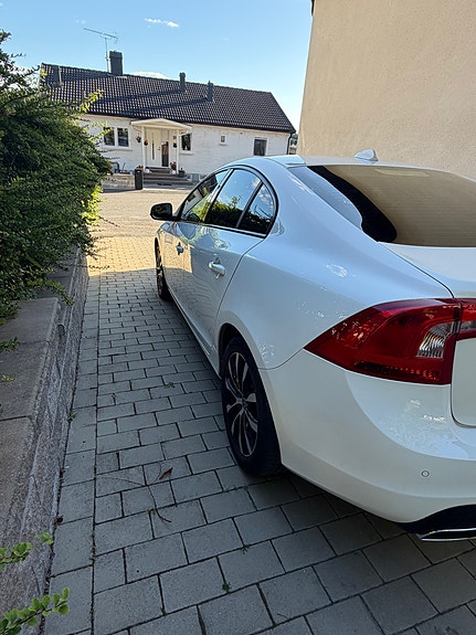 Volvo S60 5 of 8