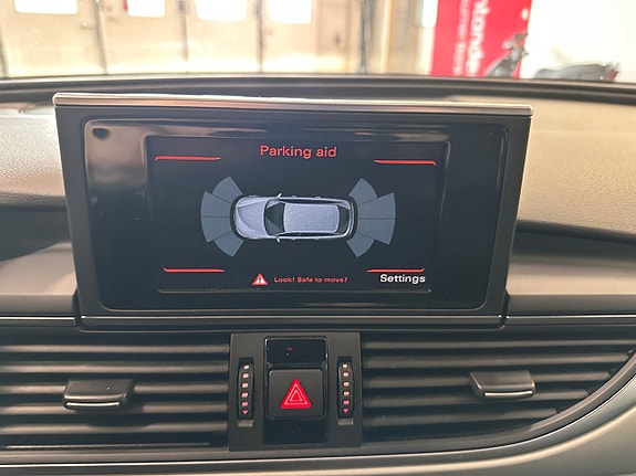 Audi A6 12 of 12