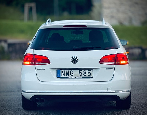Volkswagen Passat 7 of 13