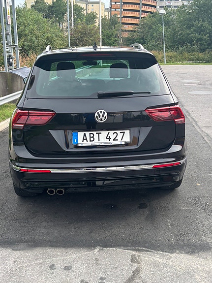 Volkswagen Tiguan 4 of 7