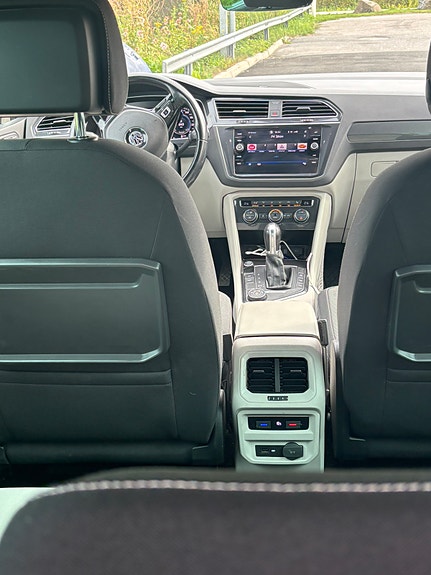 Volkswagen Tiguan 6 of 7