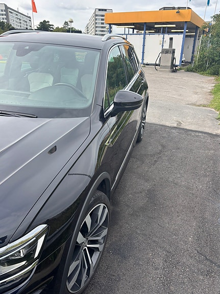 Volkswagen Tiguan 5 of 7