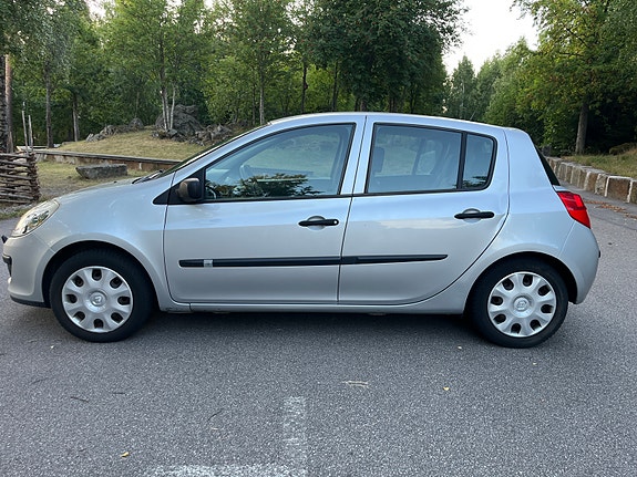 Renault Clio 5 of 10