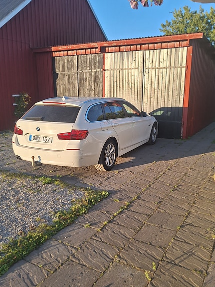 BMW 520d 2 of 2