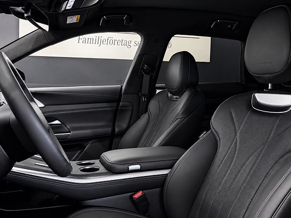 XPeng G9 11 of 17