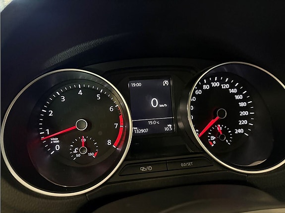Volkswagen Polo 15 of 18