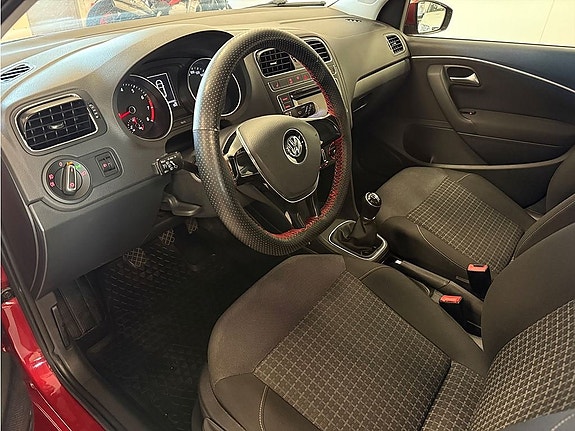 Volkswagen Polo 7 of 18
