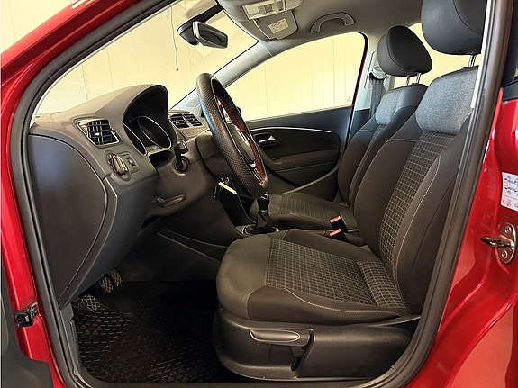 Volkswagen Polo 3 of 18