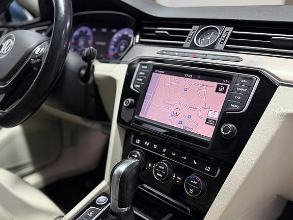 Volkswagen Passat 17 of 17