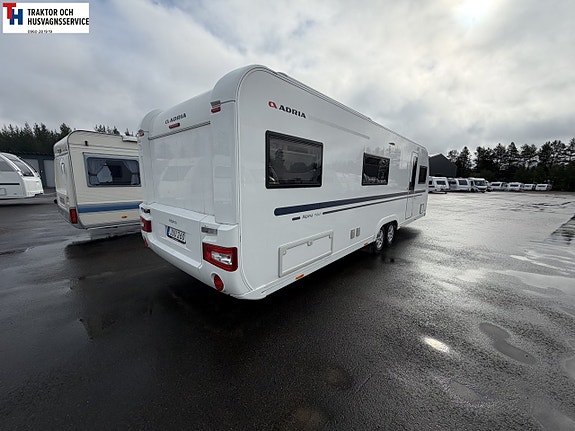 Adria ALPINA 753 UT Barnkammarvagn -19 3 of 21