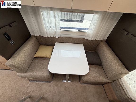 Adria ALPINA 753 UT Barnkammarvagn -19 20 of 21