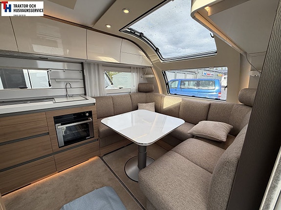 Adria ALPINA 753 UT Barnkammarvagn -19 7 of 21