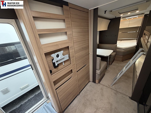 Adria ALPINA 753 UT Barnkammarvagn -19 9 of 21